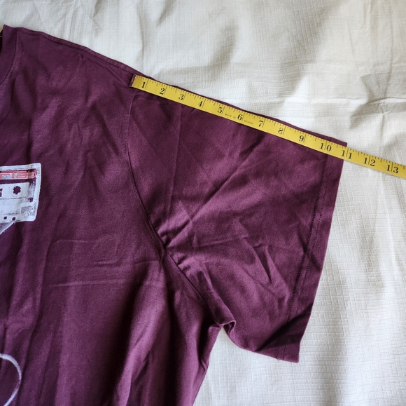 Men’s Levi’s Silvertab Relaxed Fit Size 3XL Short Sleeve T-Shirt Red - Picture 3 of 8